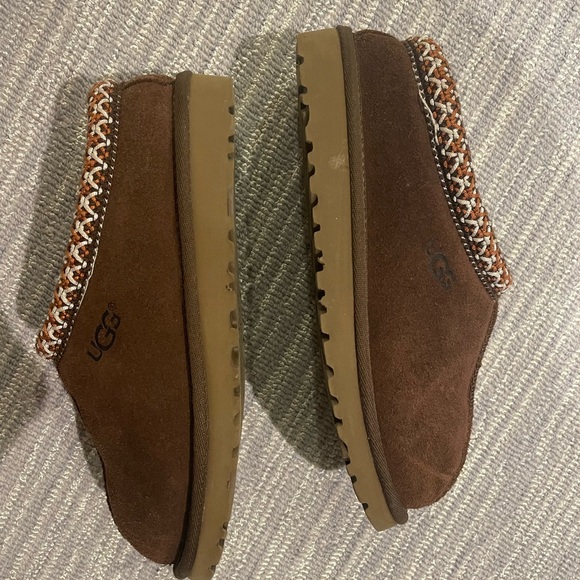 UGG Tazz Big Kid size 3 - Picture 3 of 7